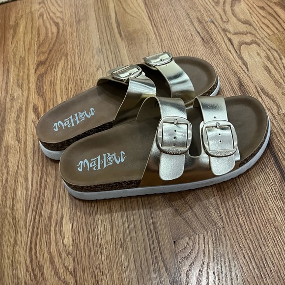 Target Sandals - Picture 3 of 4